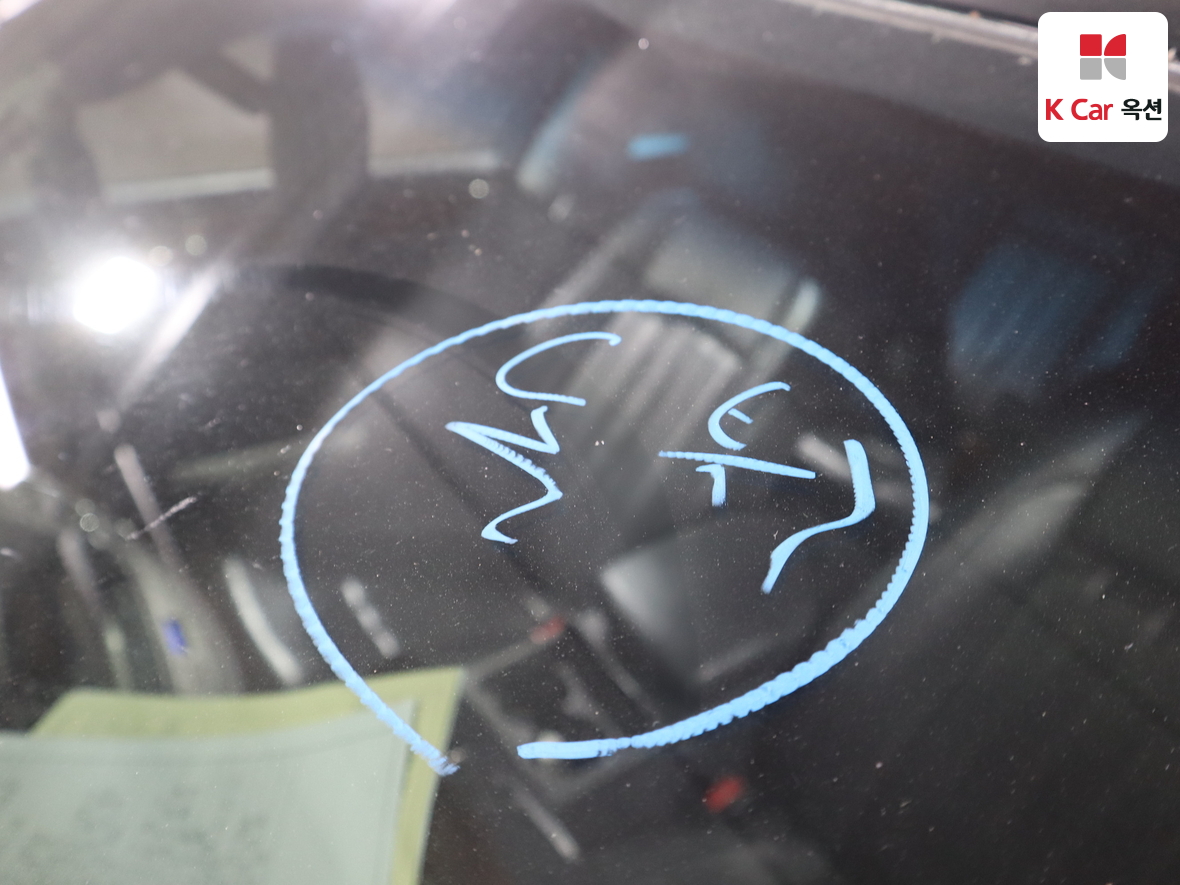 Hyundai Genesis 2011 - Image 33