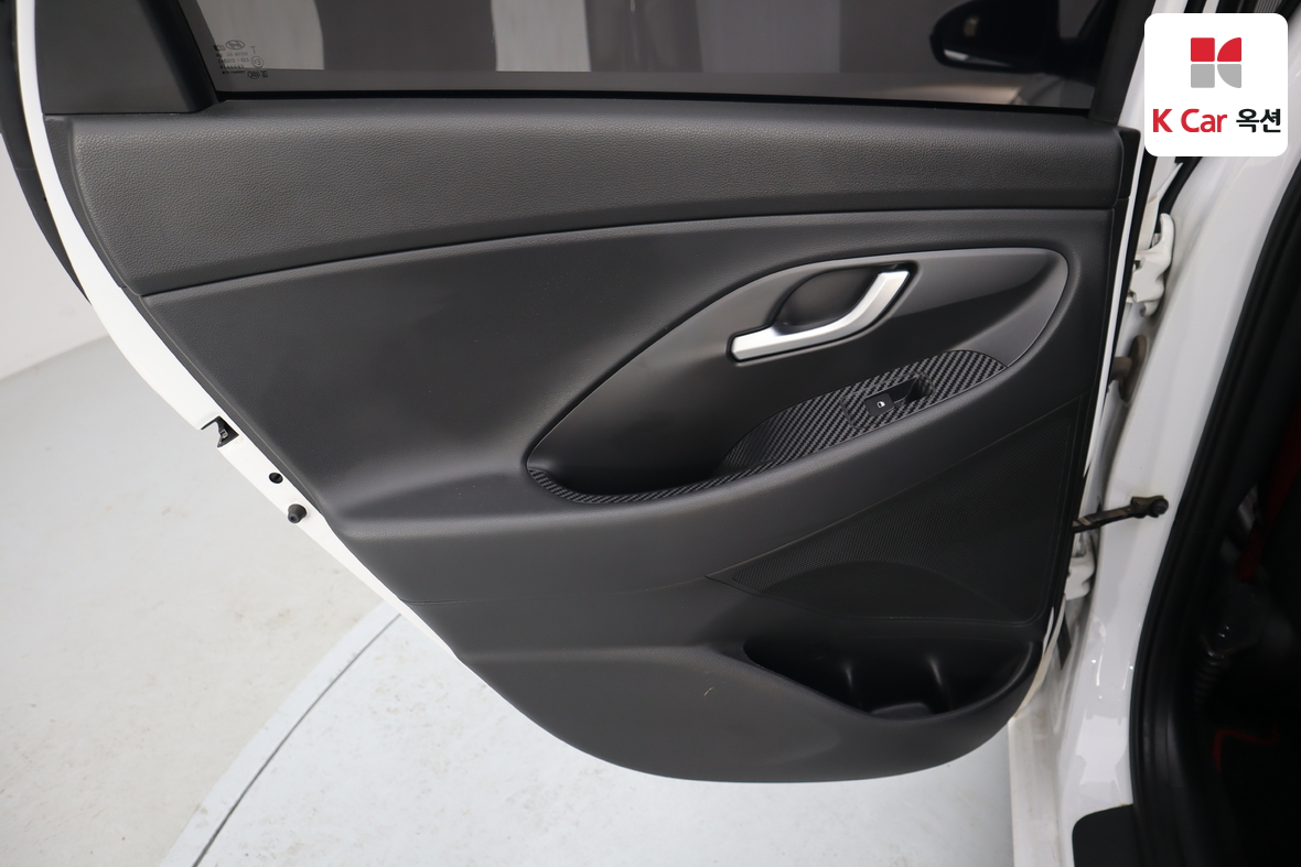 Hyundai i30 2017 - Image 20