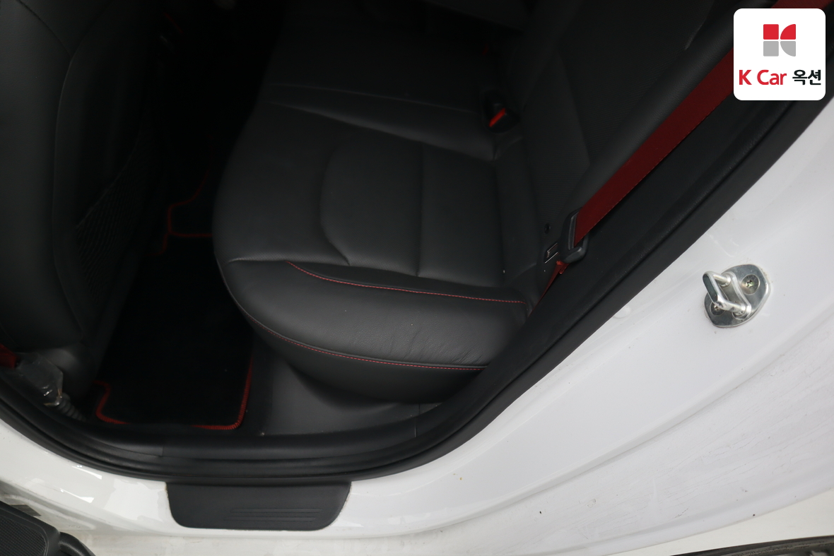 Hyundai i30 2017 - Image 21