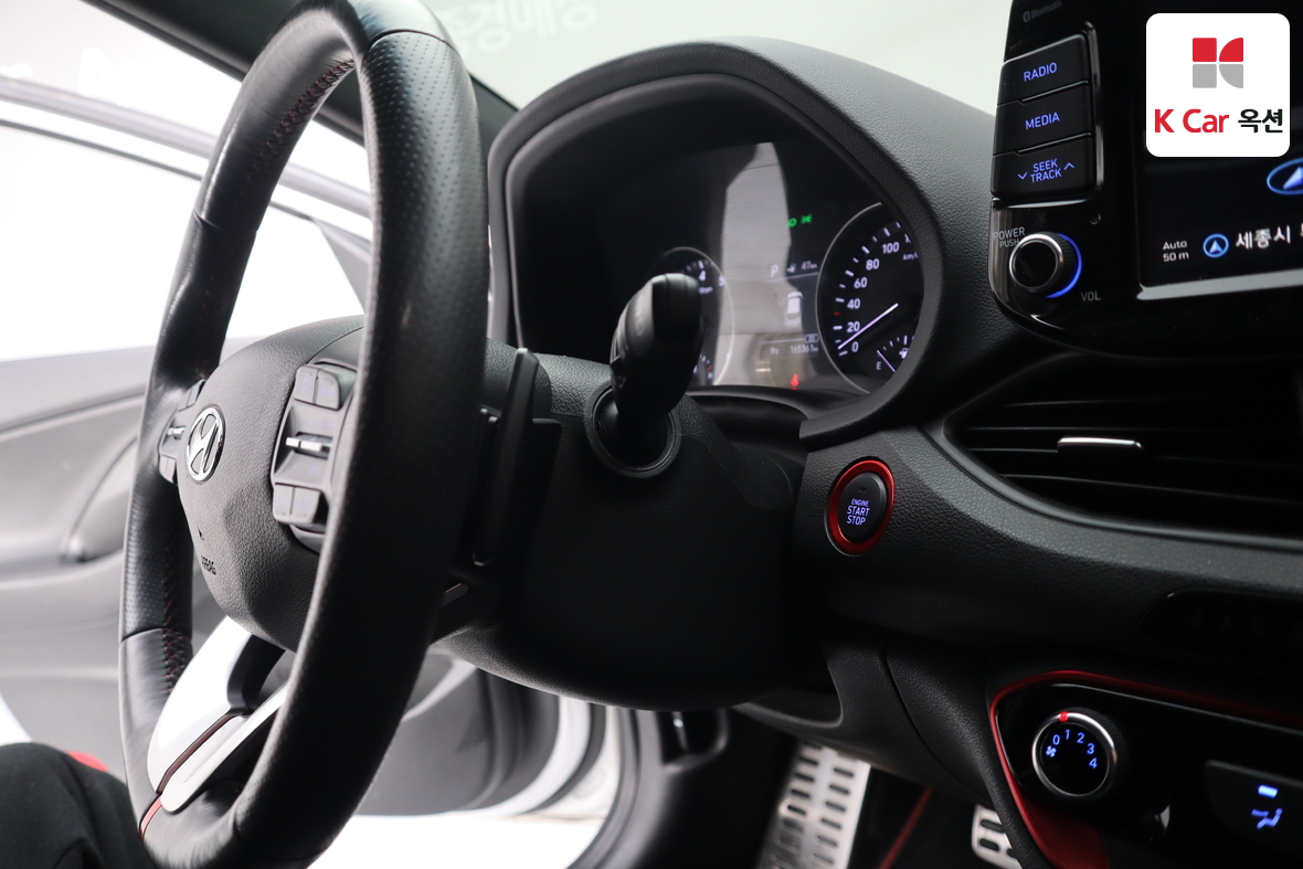 Hyundai i30 2017 - Image 11