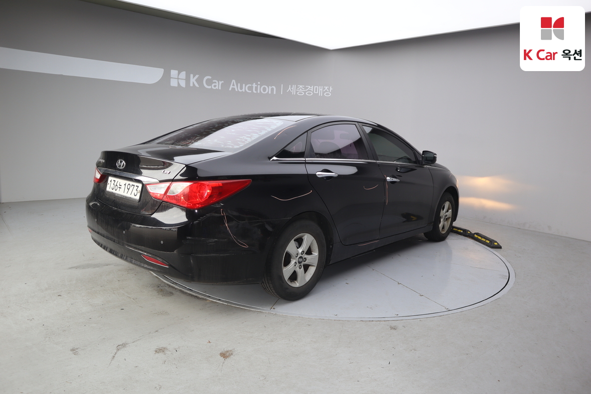 هيونداي سوناتا 2014 - صورة 2