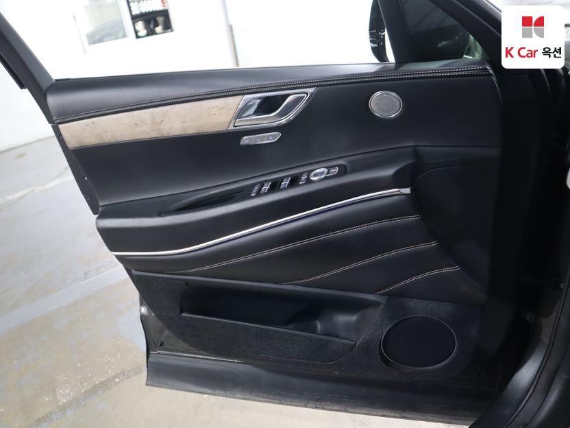 جينسس - GV80 - Image 8