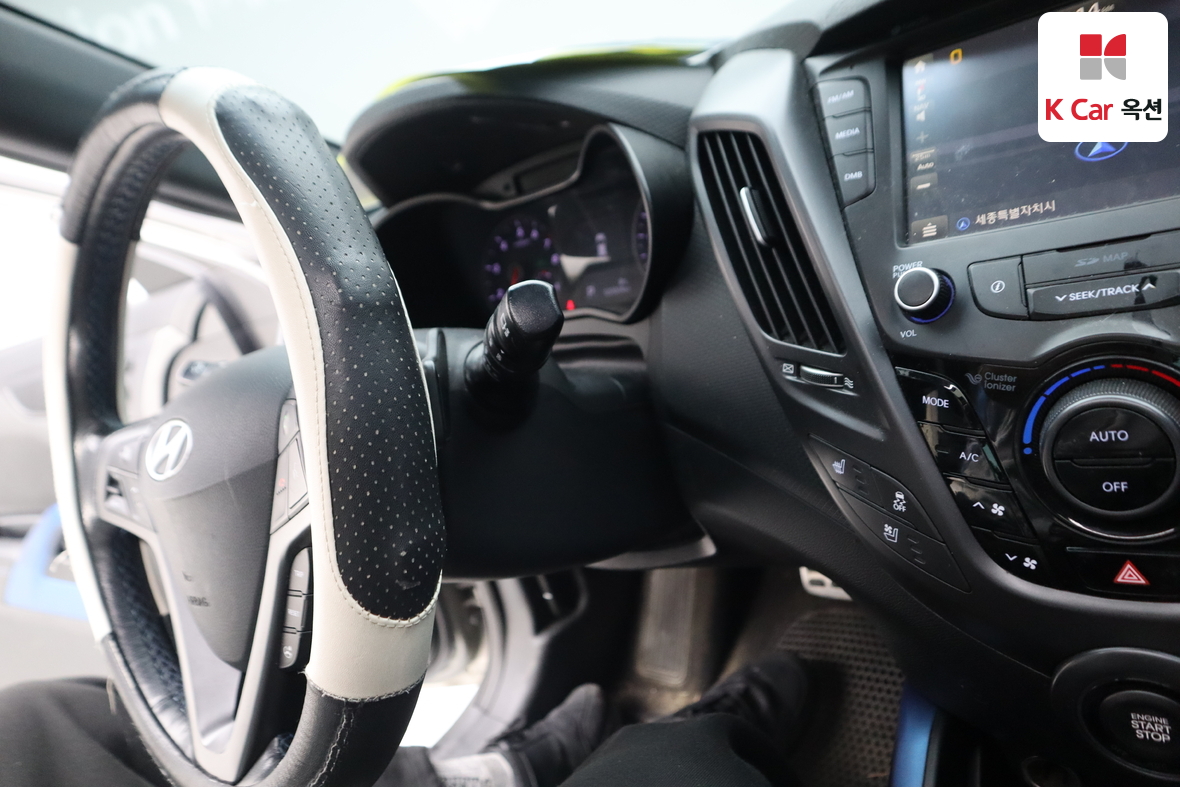 Hyundai Veloster 2017 - Image 11