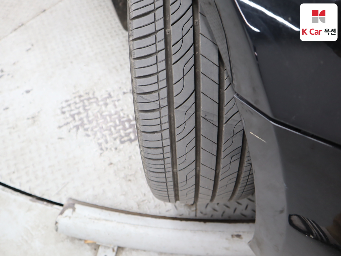 كيا K7 2010 - صورة 30