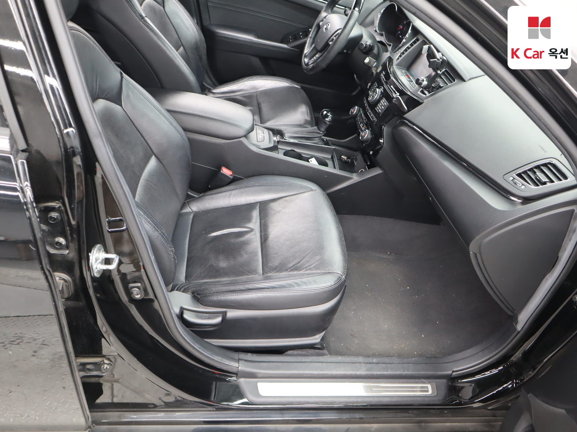 كيا K7 2010 - صورة 28