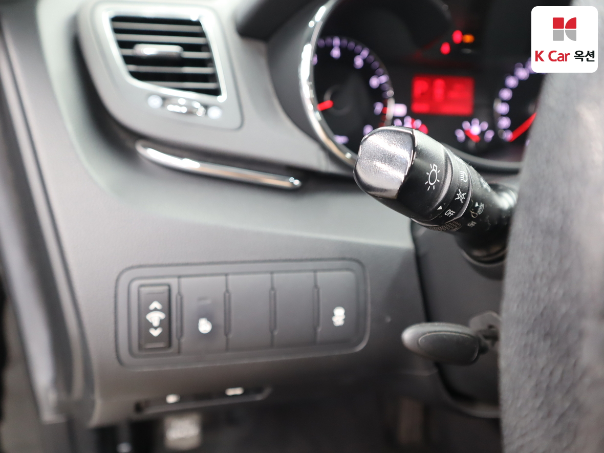 كيا K7 2010 - صورة 9