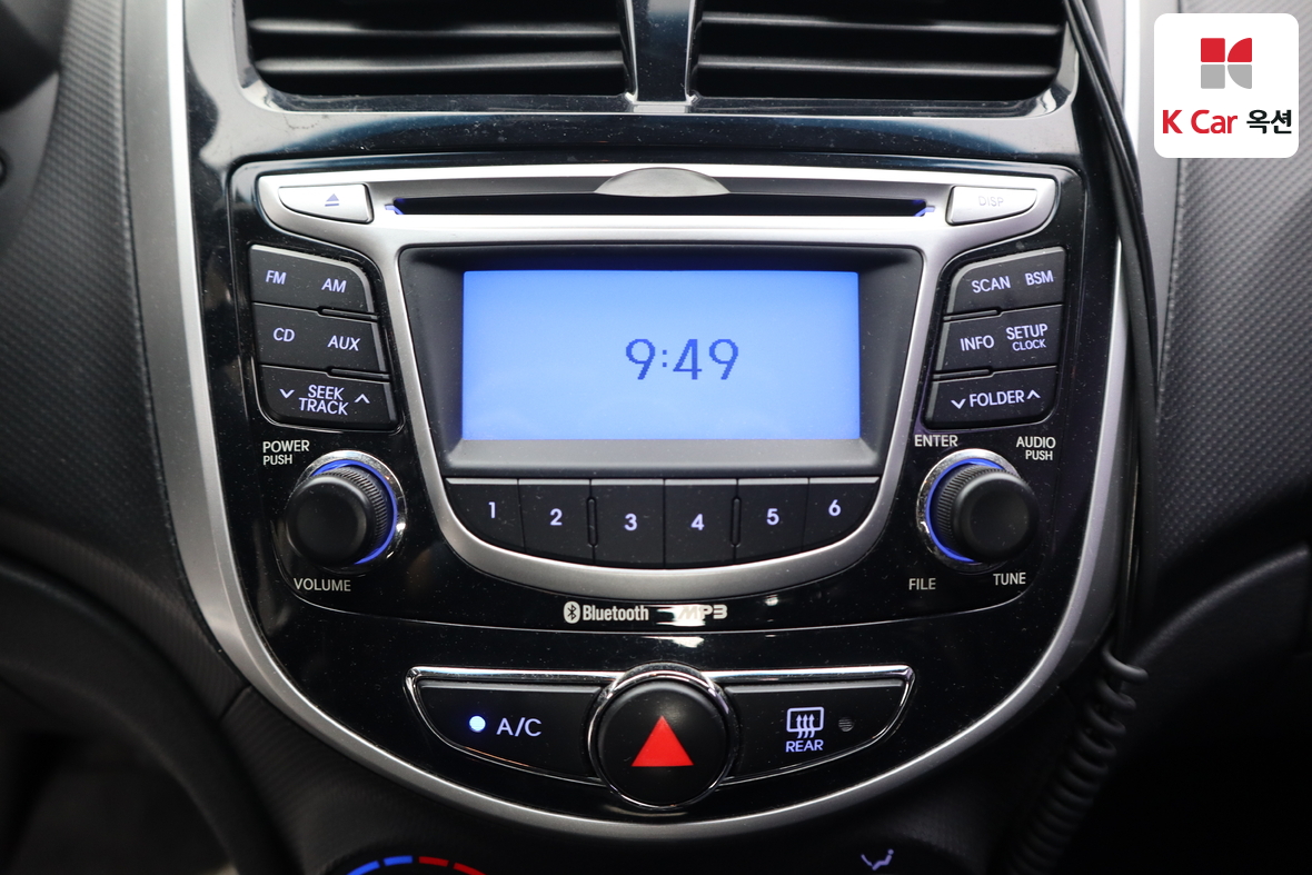 Hyundai Accent 2012 - Image 13