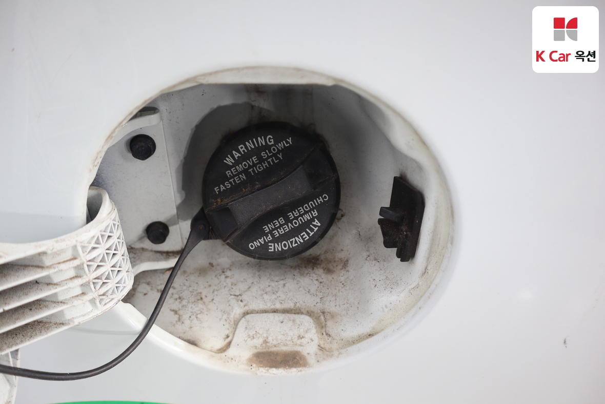 Hyundai Accent 2012 - Image 22