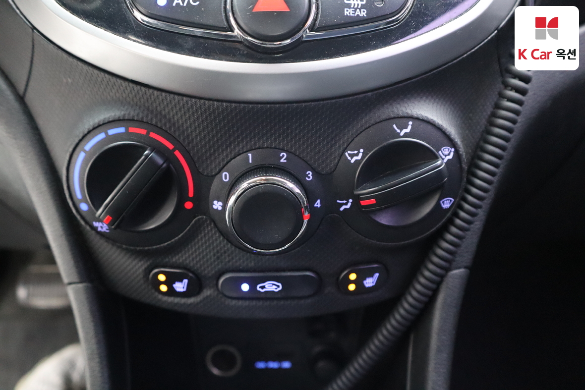 Hyundai Accent 2012 - Image 14