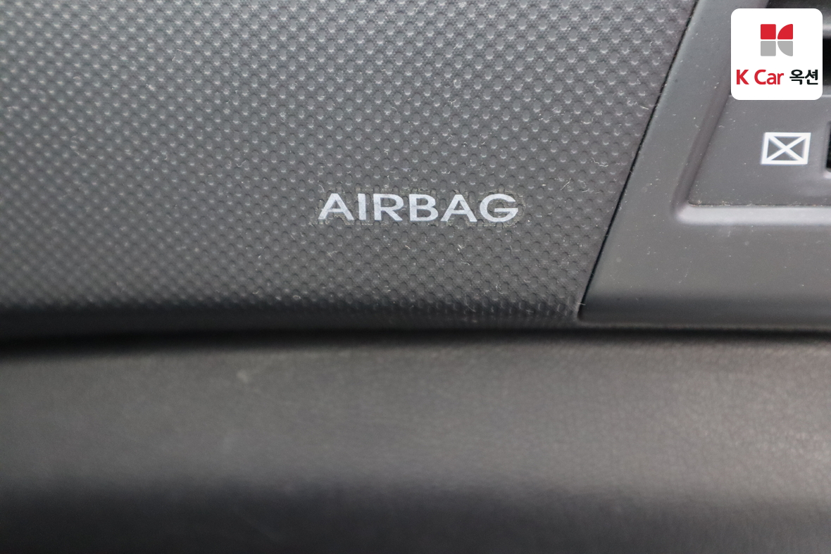 Hyundai Accent 2012 - Image 28