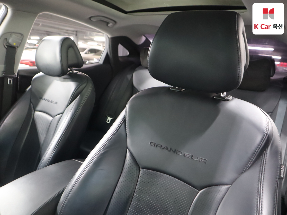 Hyundai AZERA 2017 - Image 20