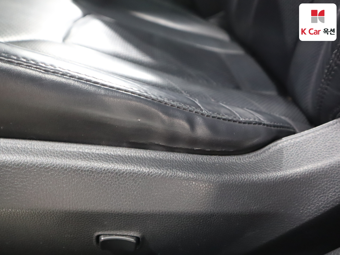 Hyundai AZERA 2017 - Image 21