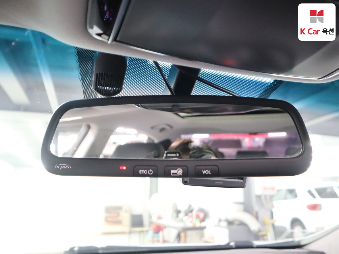 Hyundai AZERA 2017 - Image 13