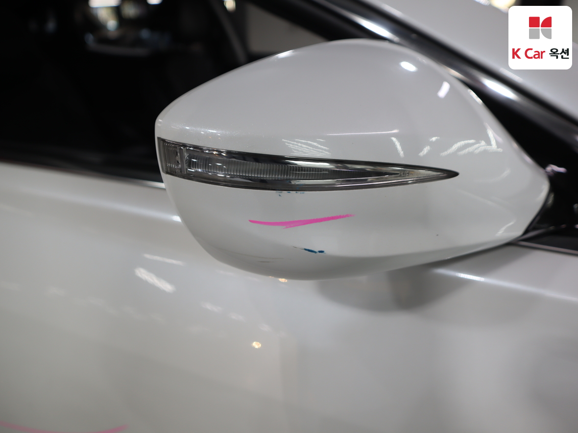 Hyundai AZERA 2017 - Image 39