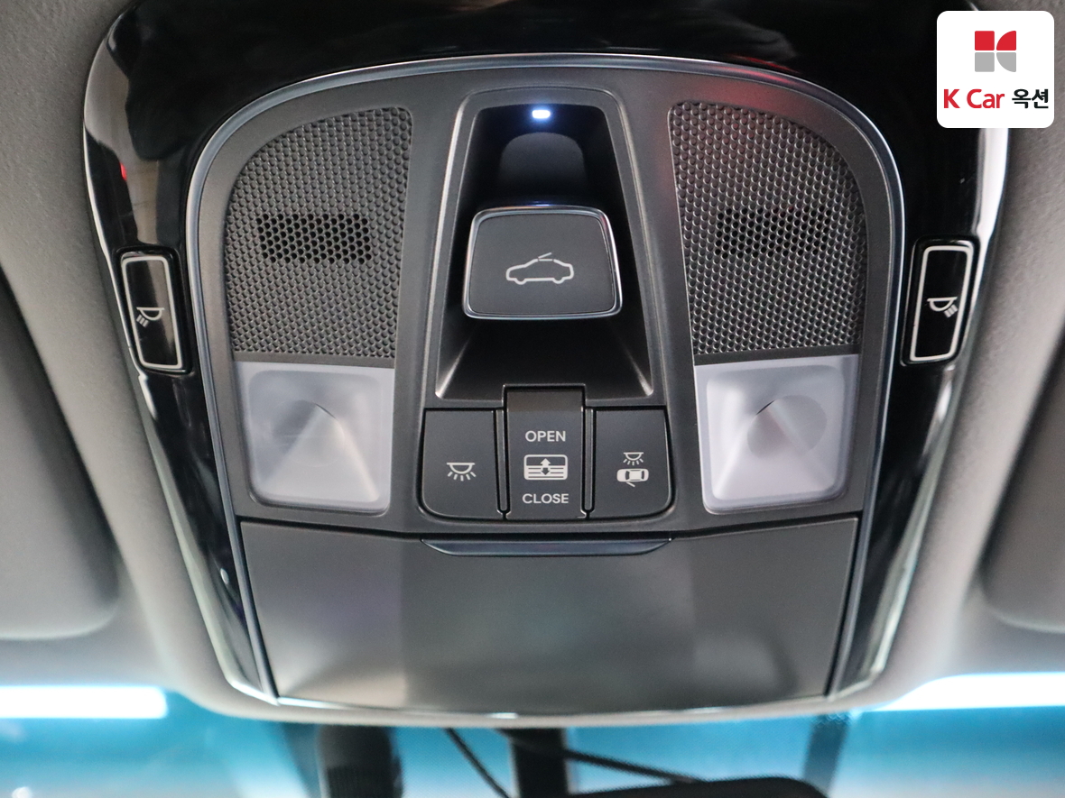 Hyundai AZERA 2017 - Image 12