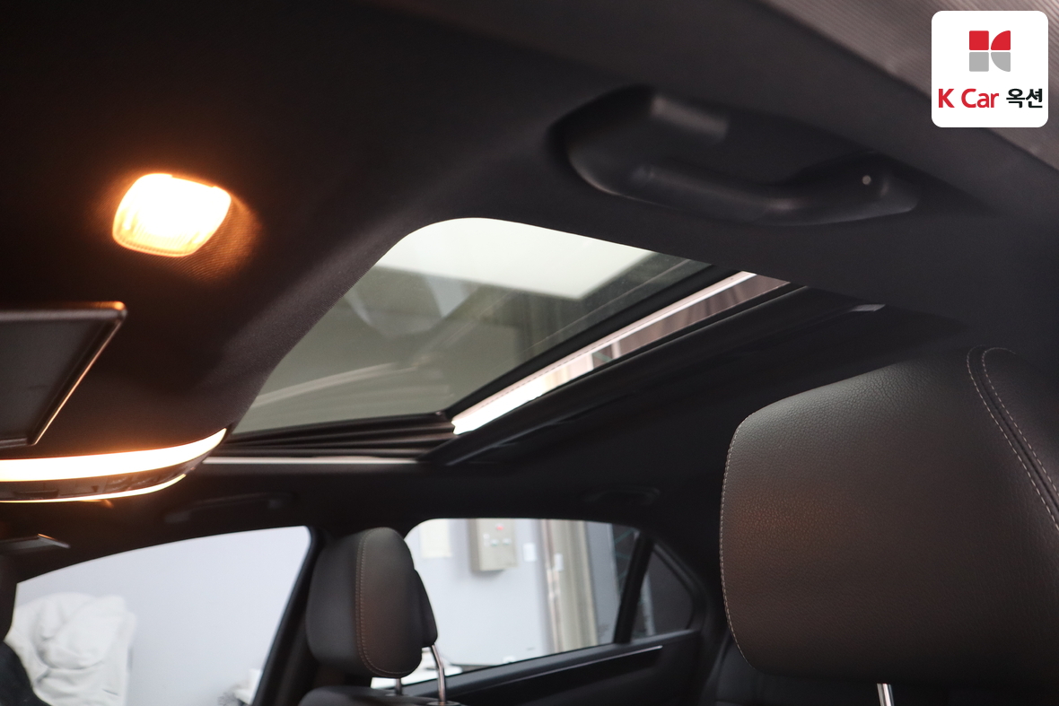 Mercedes-Benz E-Class 2014 - Image 23