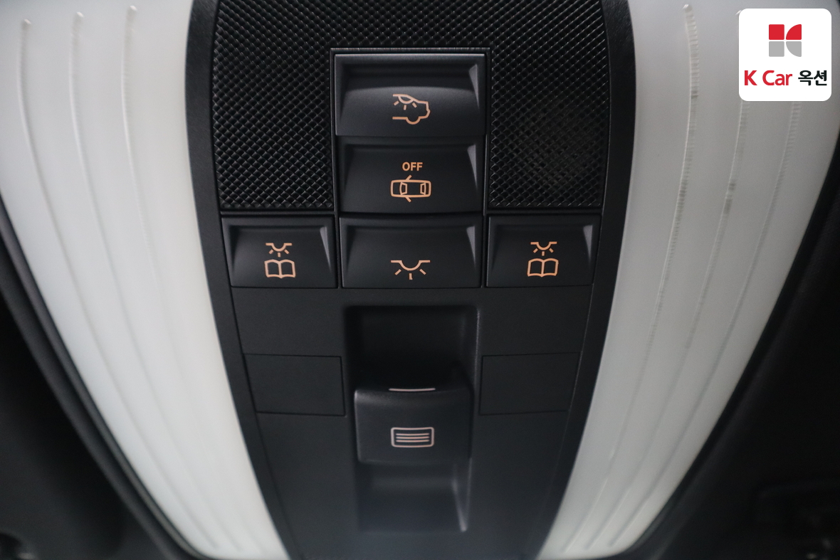 Mercedes-Benz E-Class 2014 - Image 13