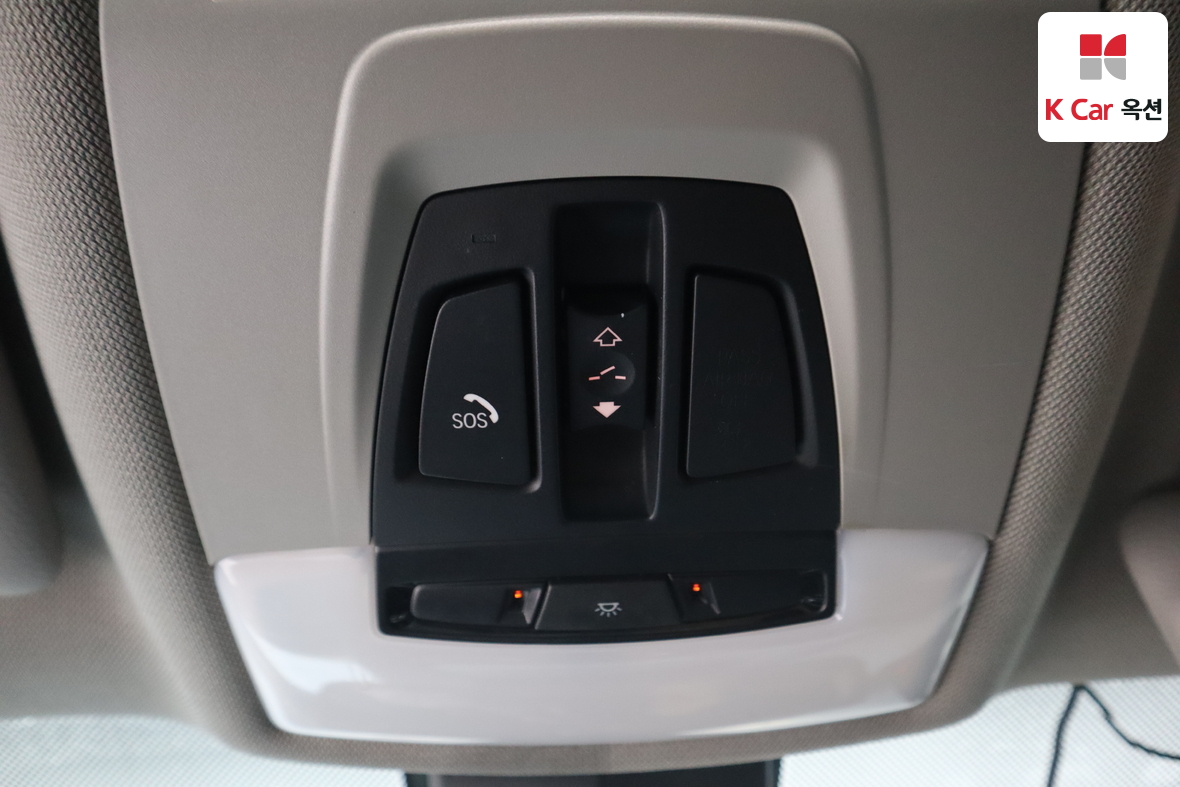 BMW 3 Series 2018 - Image 13