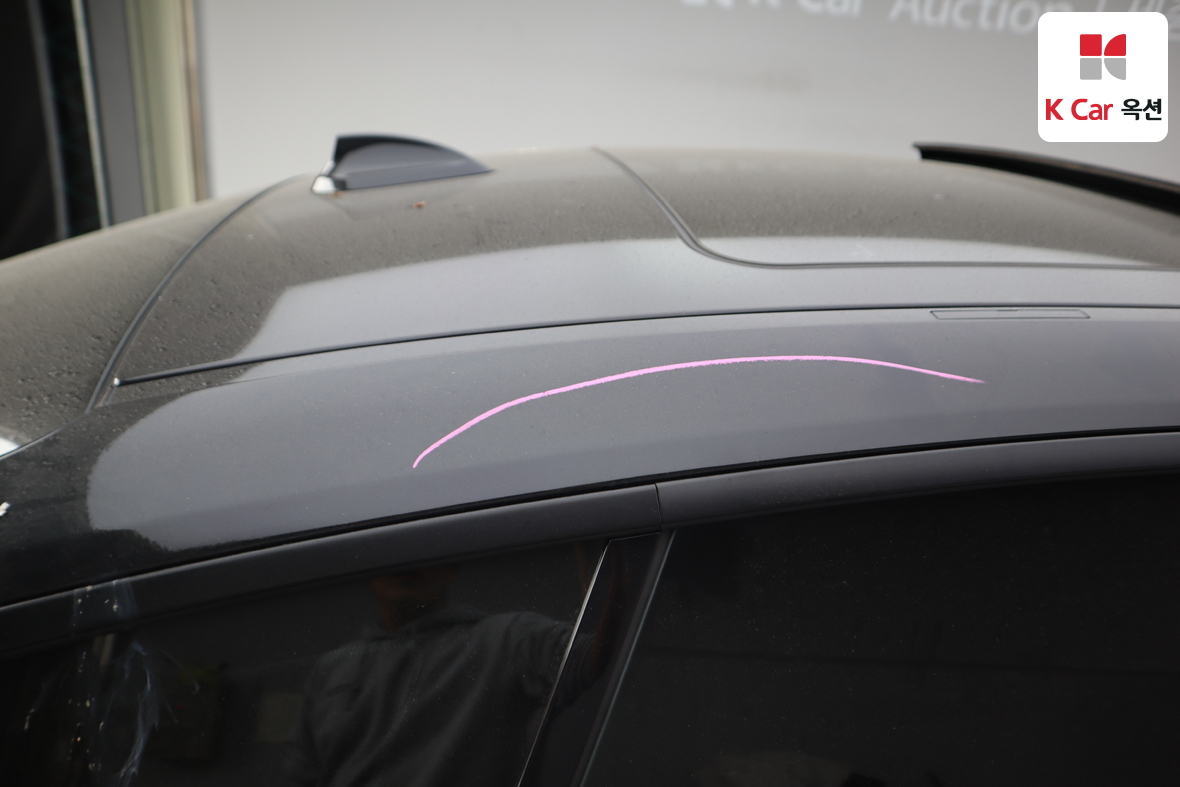 BMW 3 Series 2018 - Image 40