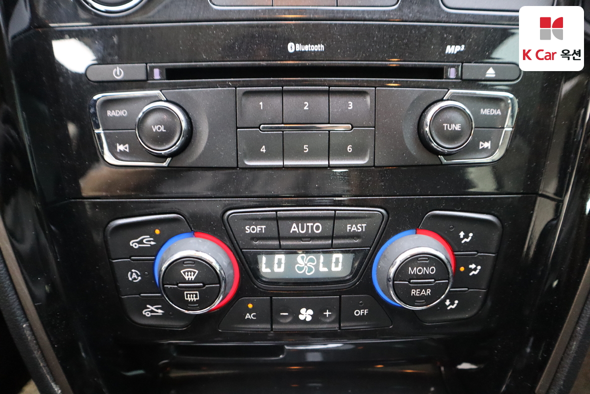 Renault Samsung SM7 2016 - Image 15