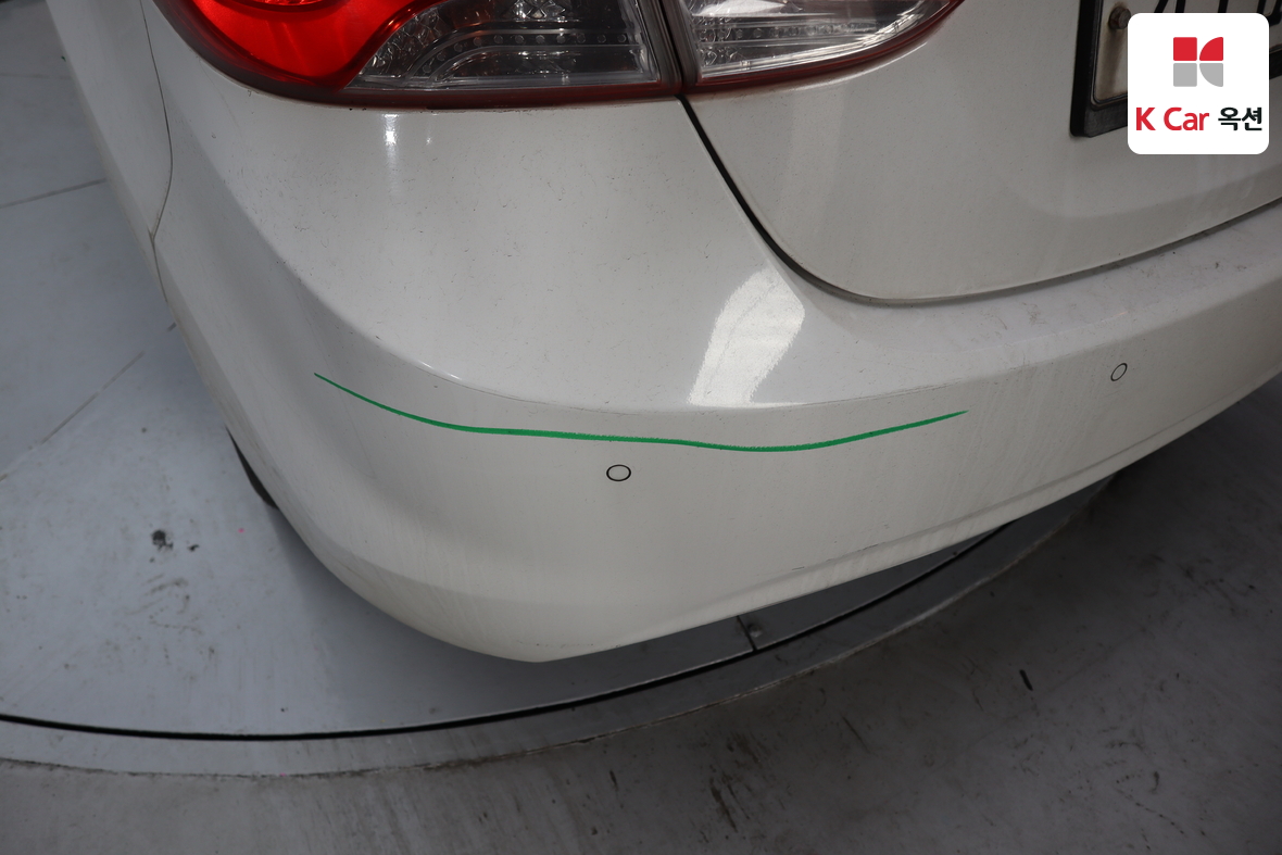 Hyundai Elantra 2011 - Image 37