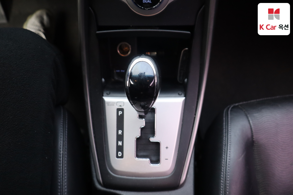 Hyundai Elantra 2011 - Image 15