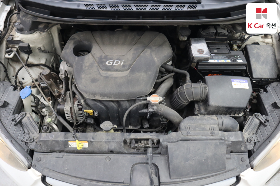 Hyundai Elantra 2011 - Image 30