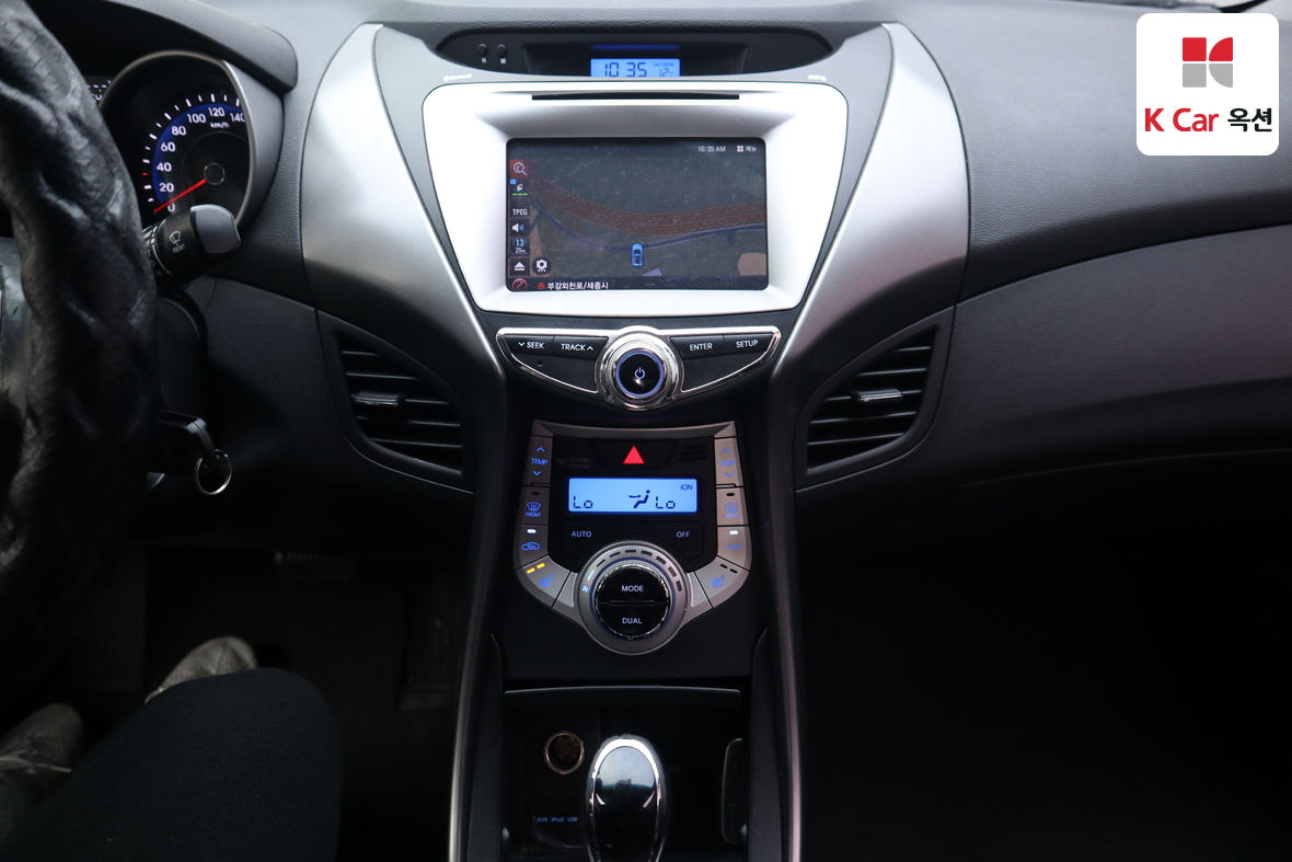 Hyundai Elantra 2011 - Image 6
