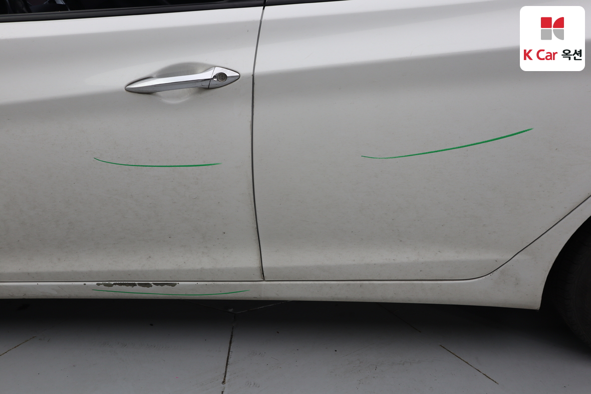 Hyundai Elantra 2011 - Image 35