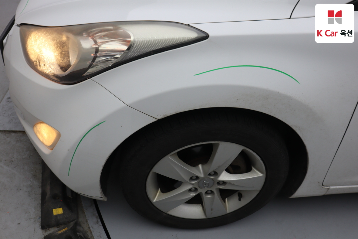 Hyundai Elantra 2011 - Image 33