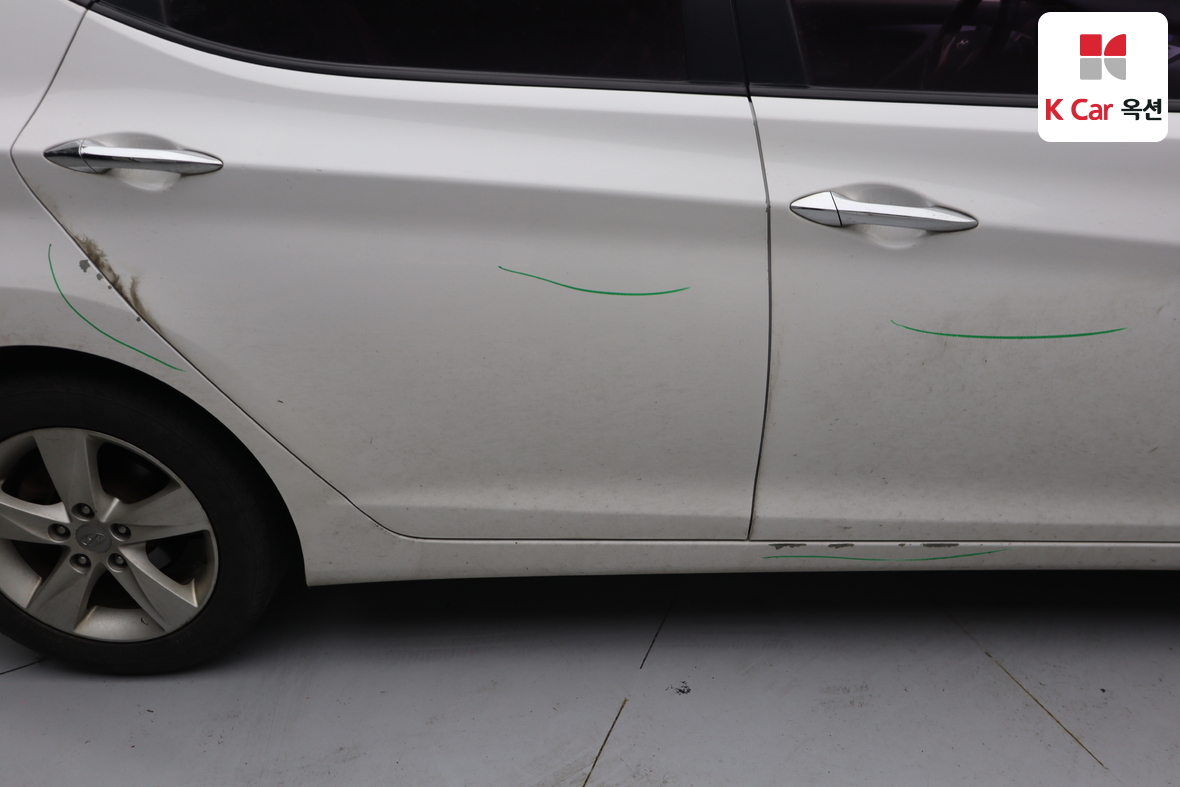 Hyundai Elantra 2011 - Image 39