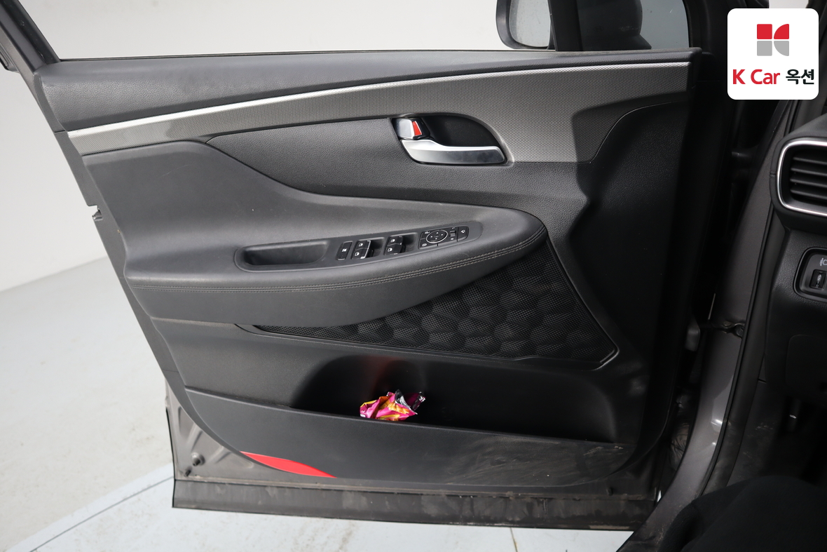 هيونداي سانتافي 2019 - صورة 8