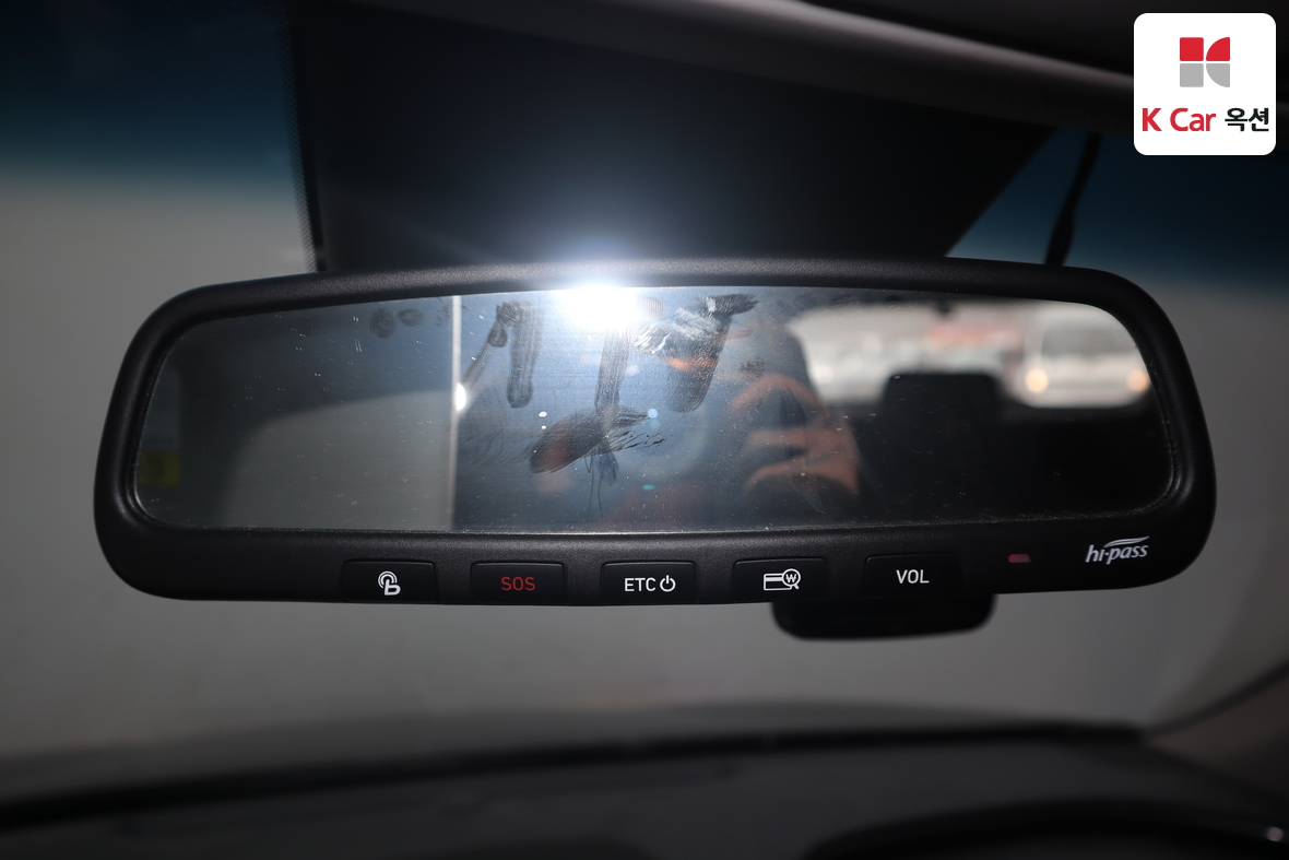 هيونداي سانتافي 2019 - صورة 12