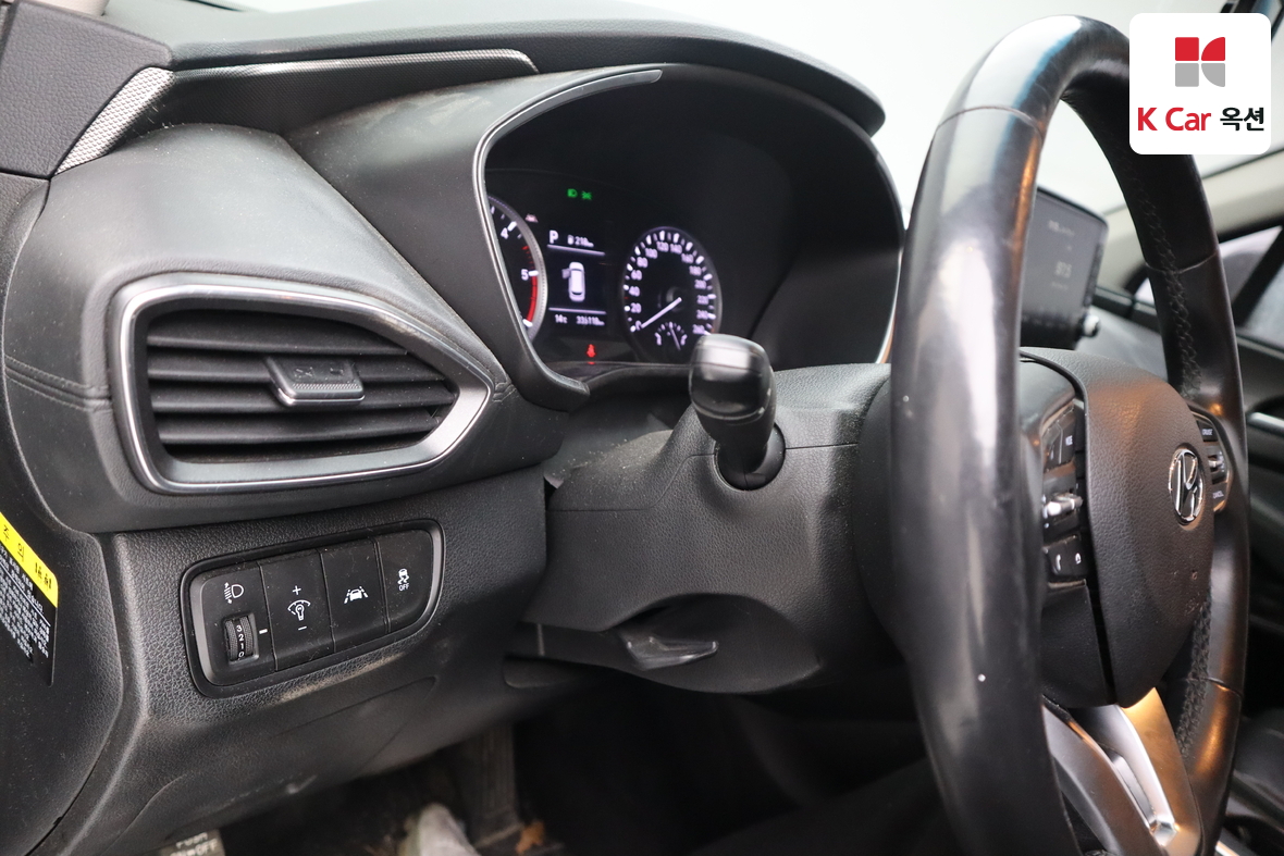 هيونداي سانتافي 2019 - صورة 9