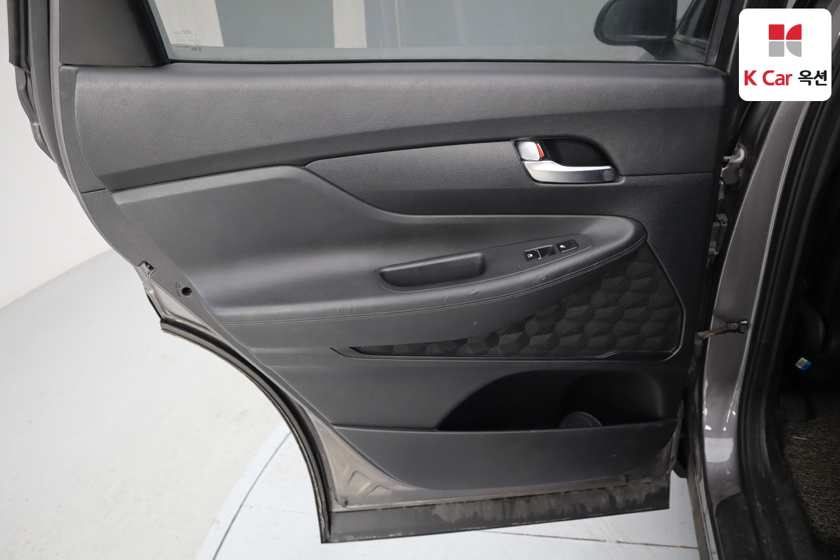 هيونداي سانتافي 2019 - صورة 21