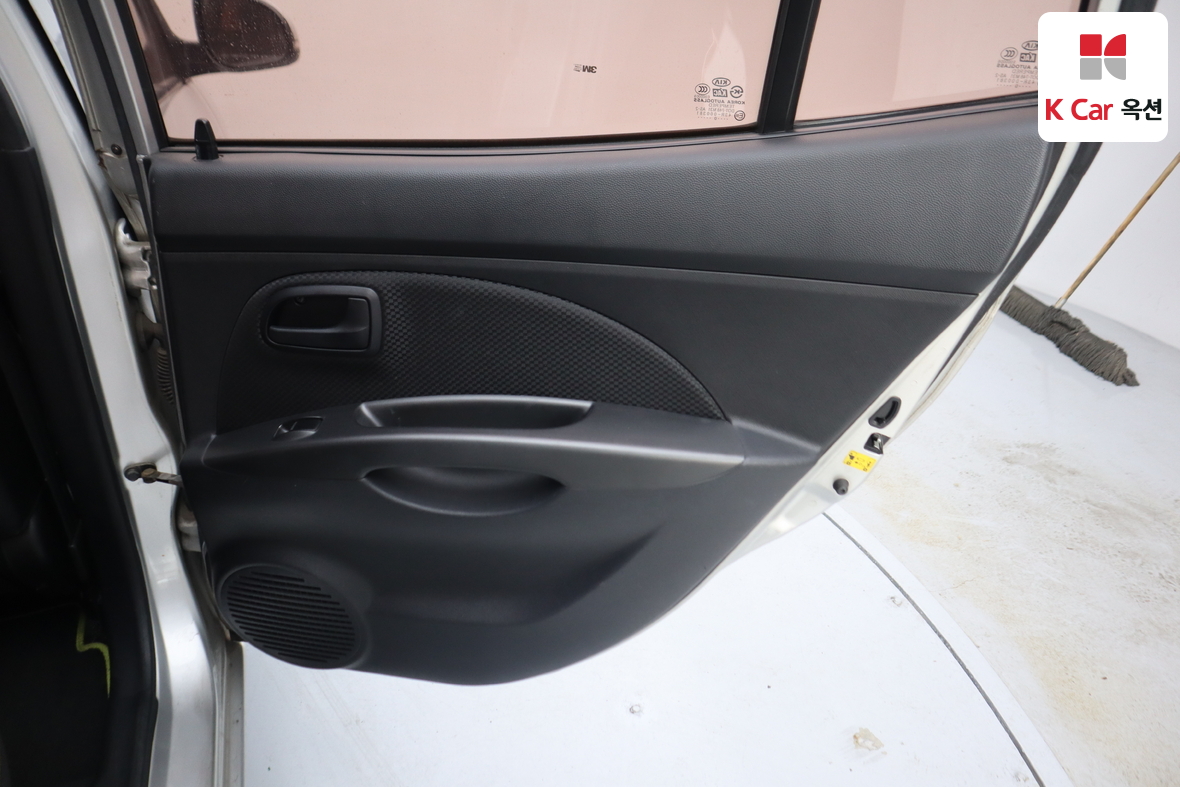 كيا مورنينج 2011 - صورة 27