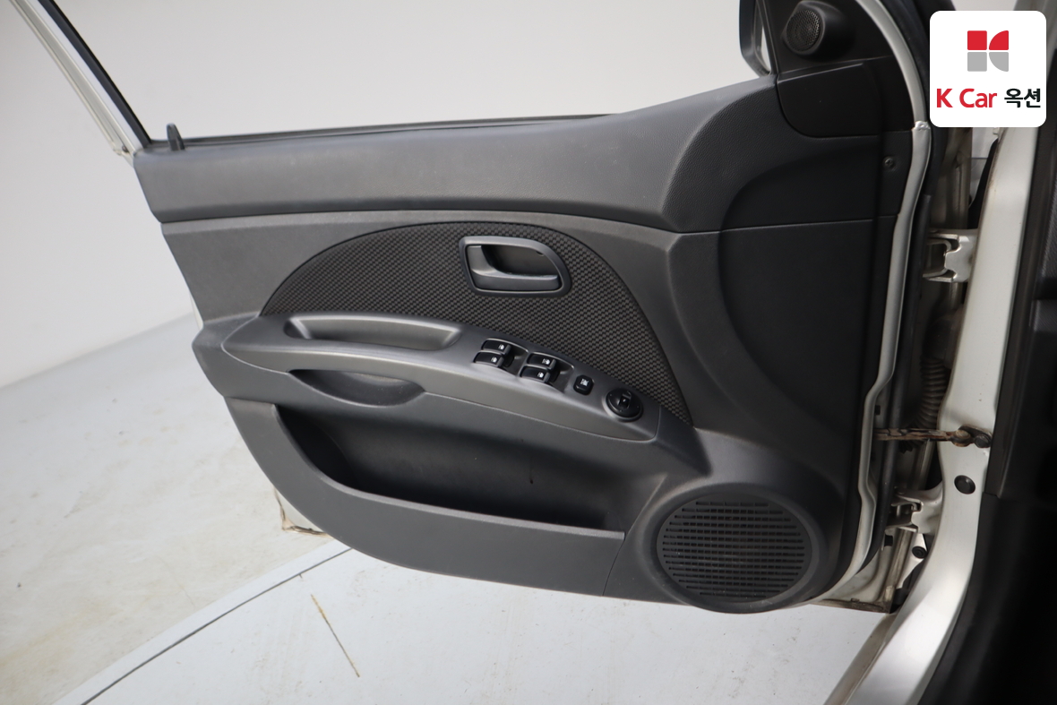 كيا مورنينج 2011 - صورة 8