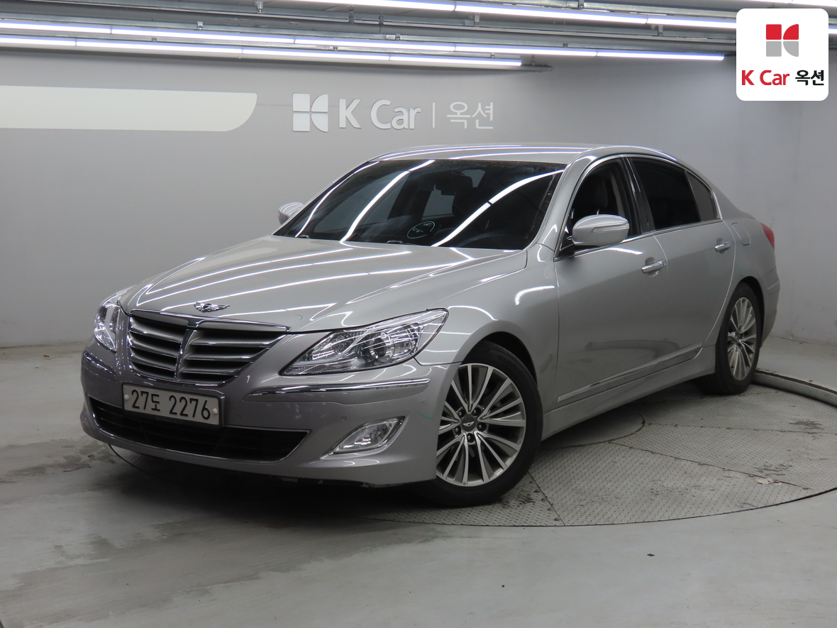 هيونداي جينيسيس