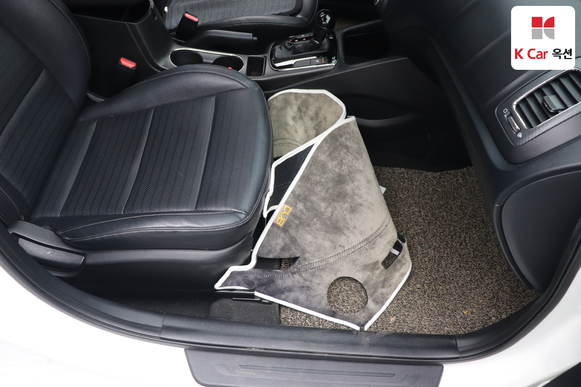 Kia K3 2016 - Image 30