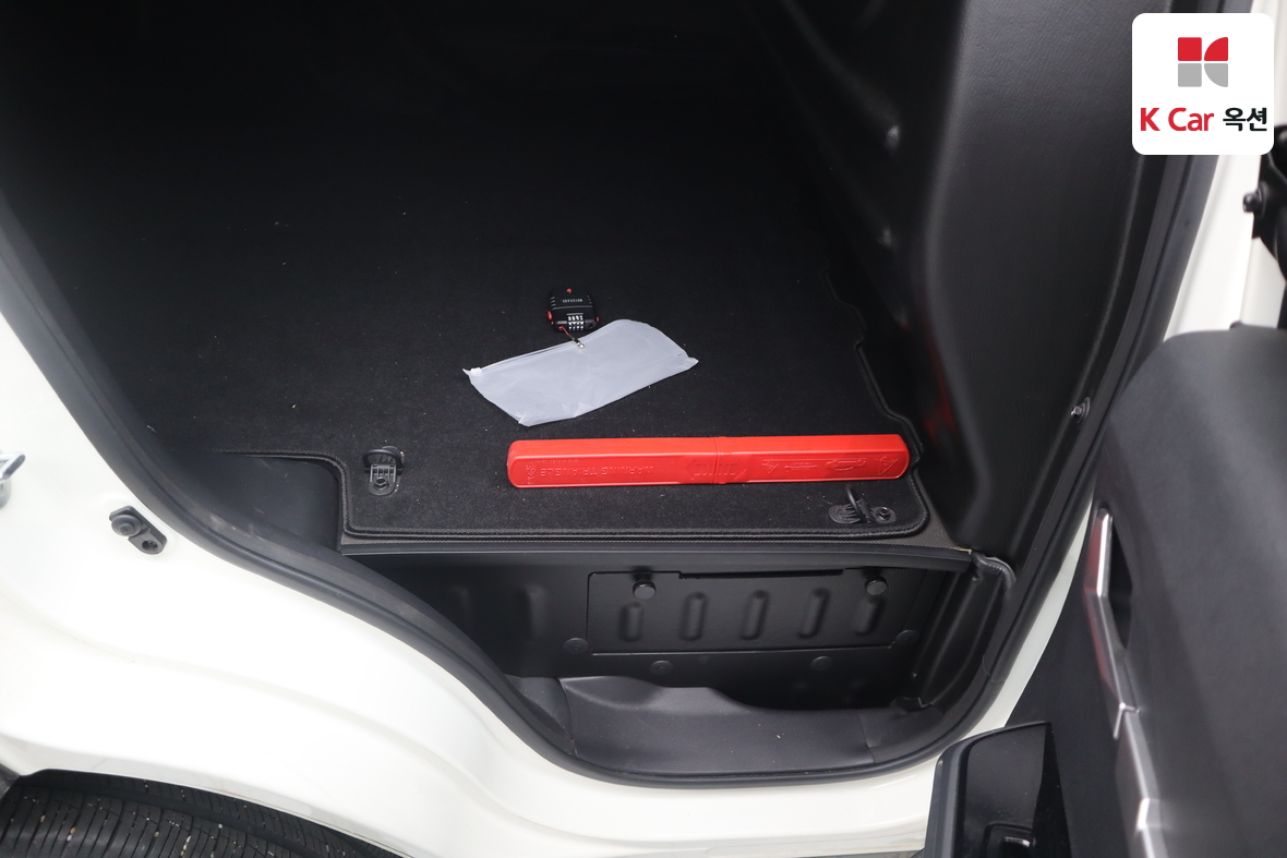 KG Mobility Torres 2024 - Image 27