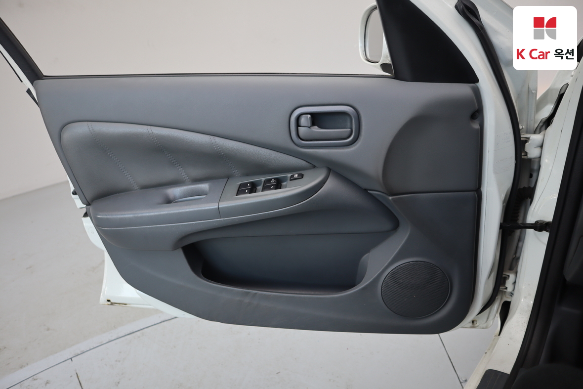 رينو سامسونج SM3 2010 - صورة 8