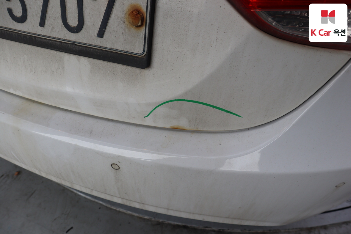 Hyundai Elantra 2011 - Image 38