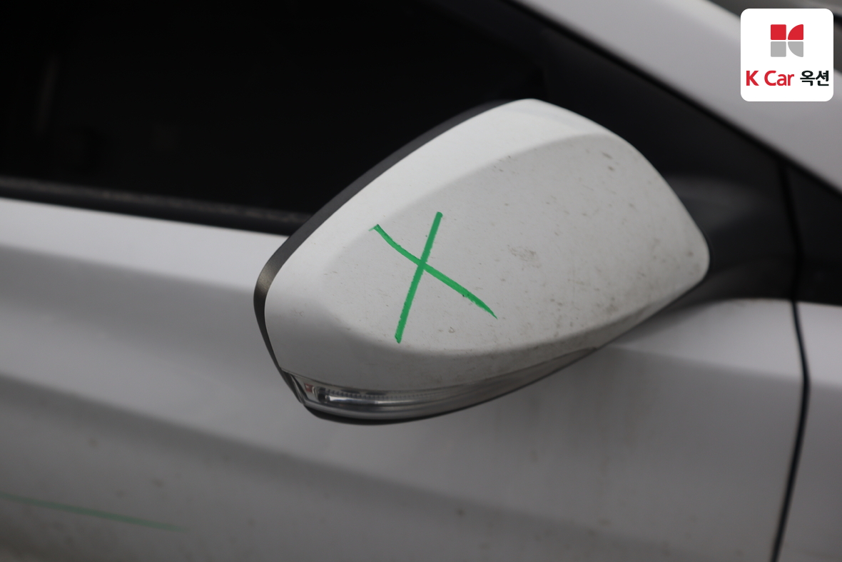 Hyundai Elantra 2011 - Image 41