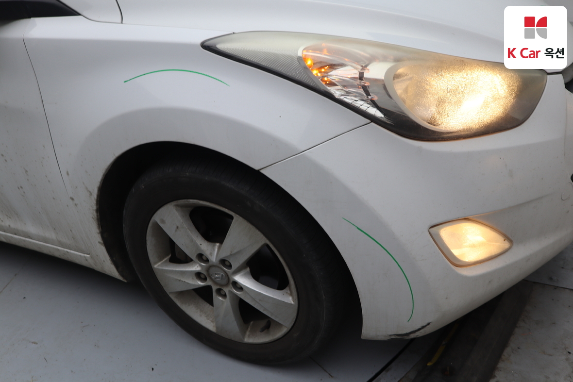 Hyundai Elantra 2011 - Image 42