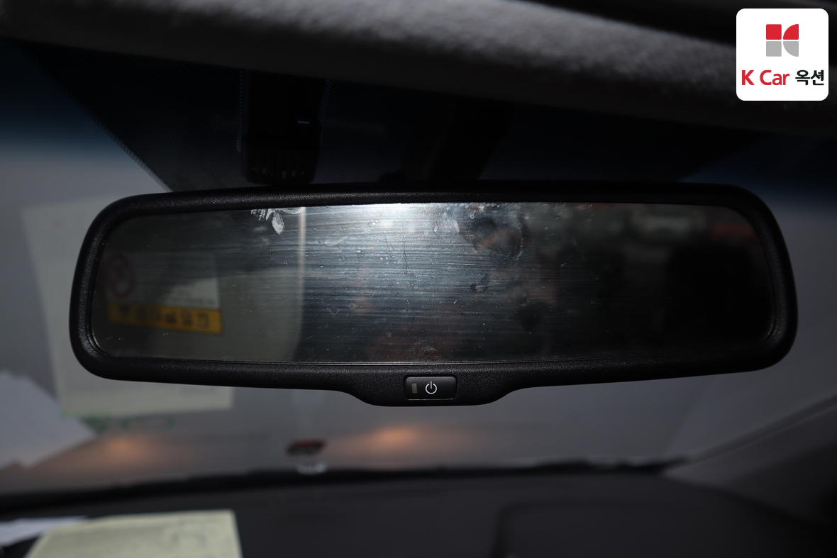 Hyundai Elantra 2011 - Image 12