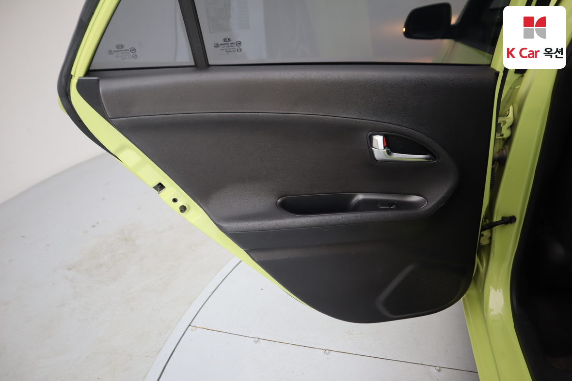 كيا مورنينج 2012 - صورة 21