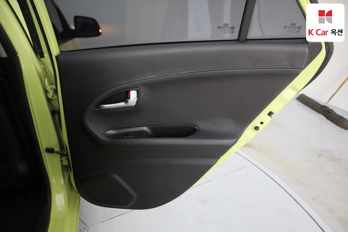 كيا مورنينج 2012 - صورة 26