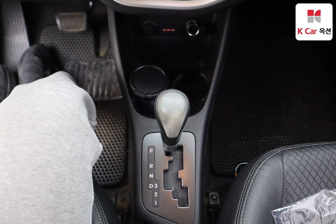 كيا مورنينج 2012 - صورة 15