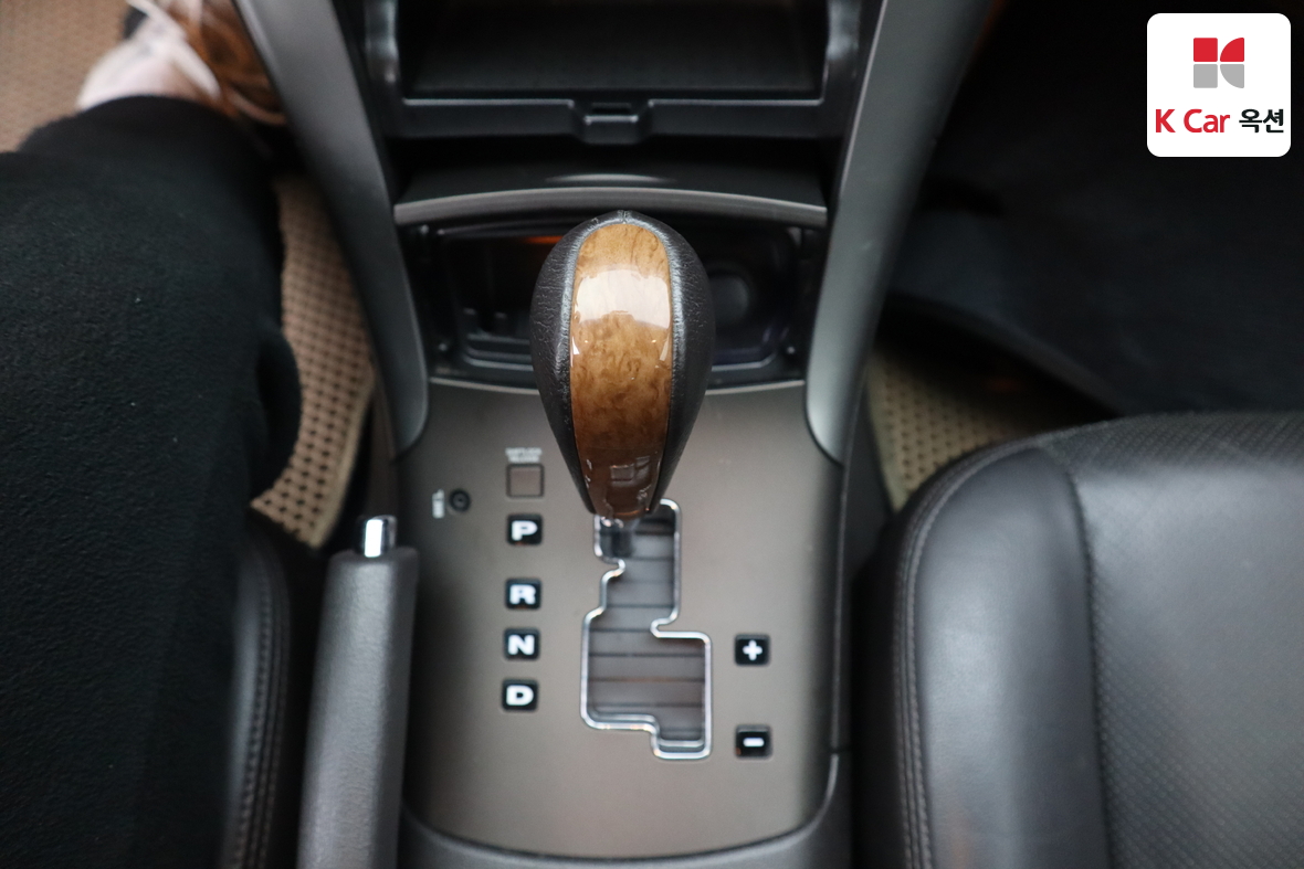 Hyundai Sonata 2008 - Image 15