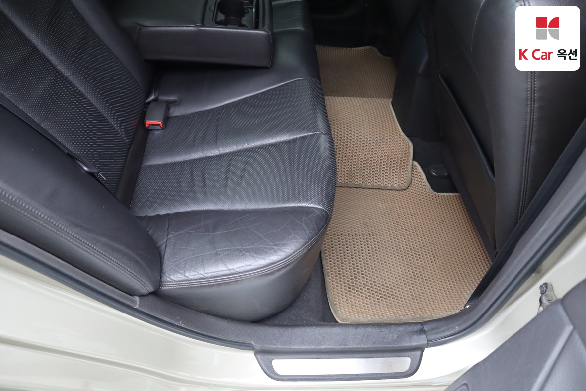 Hyundai Sonata 2008 - Image 25